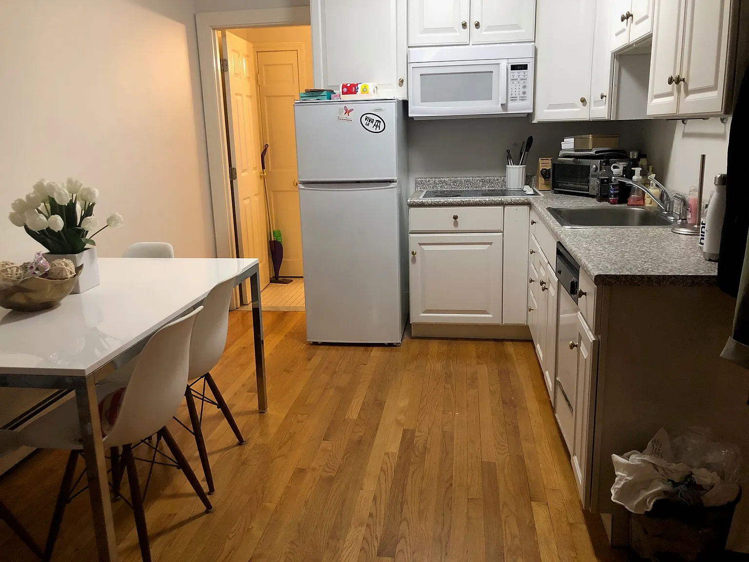 Studio, 1.0 bath, $2,550 — Photo 4