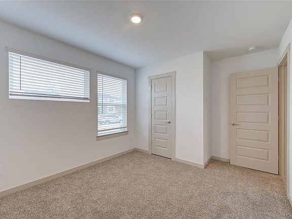 3rd image of 3302 Dagostino Creek Dr