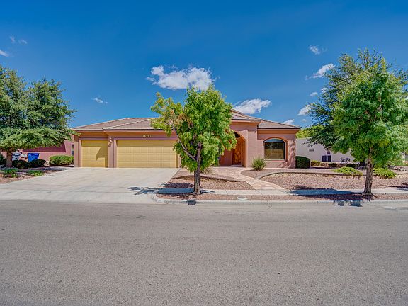 3rd image of 3512 Tierra Angel Dr