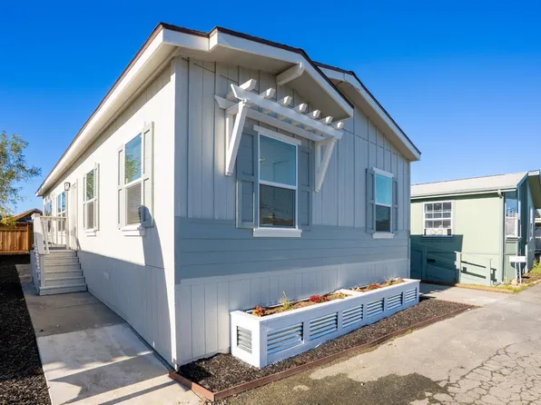 49 Blanca Ln #33, Watsonville, CA 95076