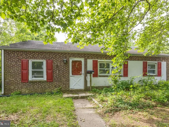 16 Fordham Ave, New Castle, DE 19720