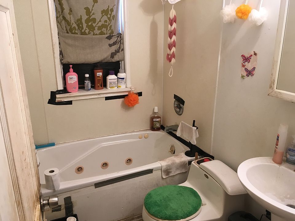 2nd image of 9152 Newby St