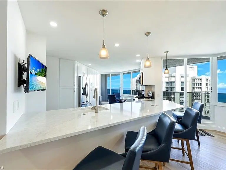 4041 Gulf Shore Blvd N #1505 — Photo 10