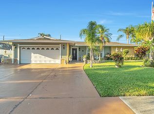 13824 Sunset Dr, Largo, FL 33774