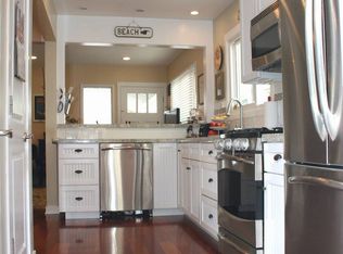 1201 7th Pl, Hermosa Beach, CA 90254