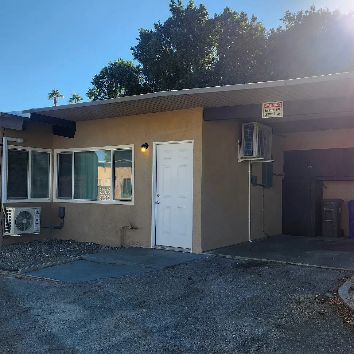 2 bed, 1.5 bath, 909 sqft, $2,000 — Photo 2