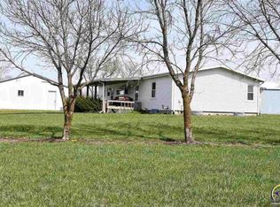 5451 SE 61st St, Berryton, KS 66409