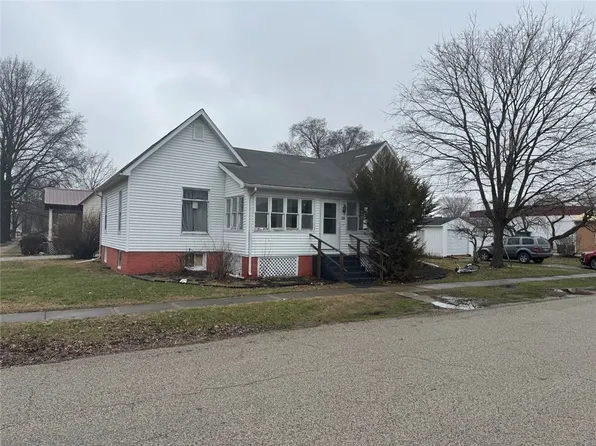 124 W Central St, Atwood, IL 61913