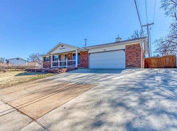 2nd image of 4600 Crestline Dr