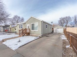 1149 Hawthorne Ave, Waterloo, IA 50702