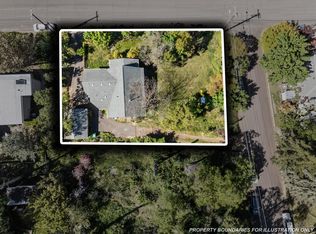 1320 Madrone St, Ashland, OR 97520