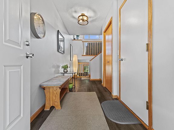 3rd image of 20609 Harrow Ct