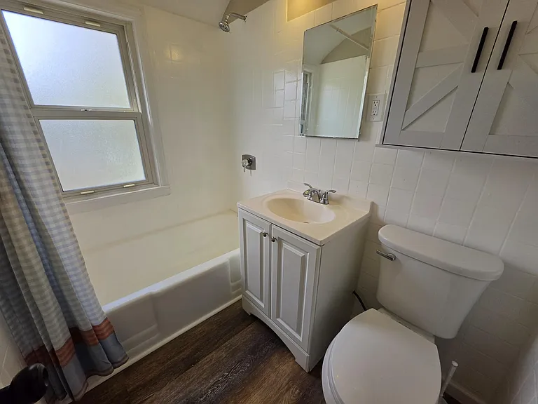21610 Crystal Ave — Photo 8