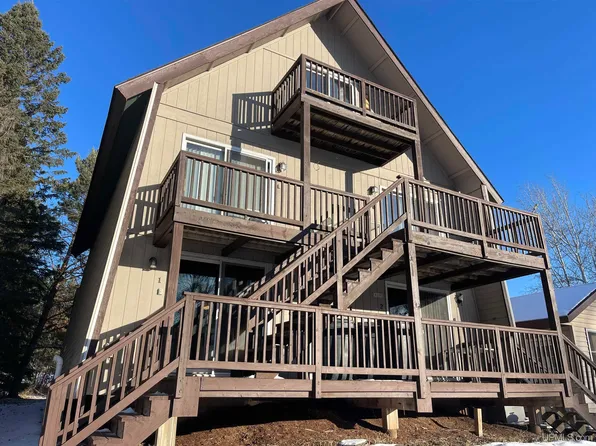 E6280 E Snowdrift St, Ironwood, MI 49938