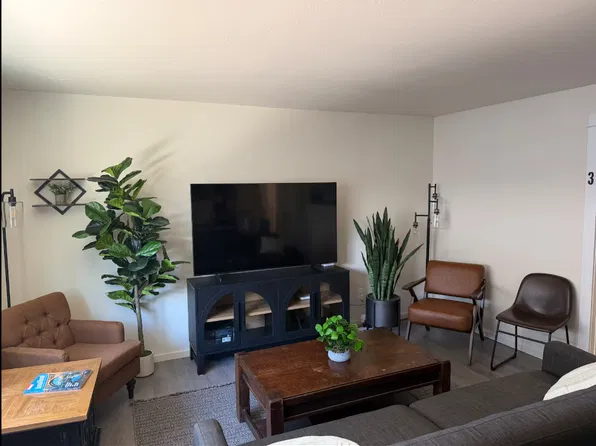 716 N 10th St, Coeur D Alene, ID 83814