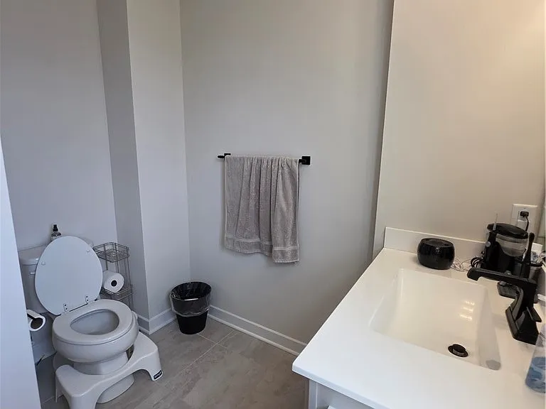 120 Crown St — Photo 38
