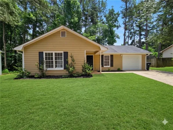 5552 Shawnee Trl, Norcross, GA 30071