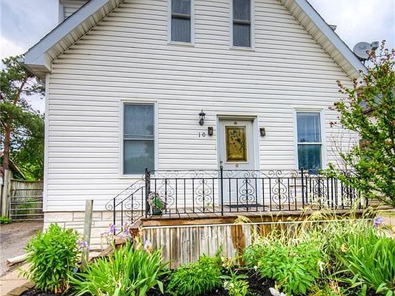 3rd image of 10 Bruce St