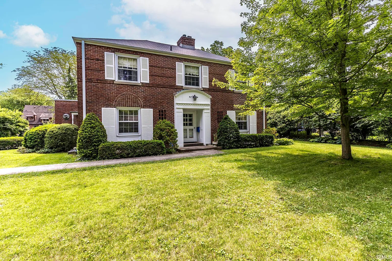 308 N Forest Ave photo 1