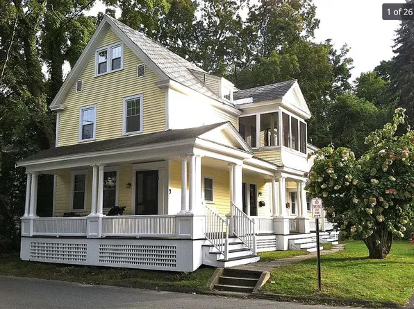 3 Fruit St, Northampton, MA 01060