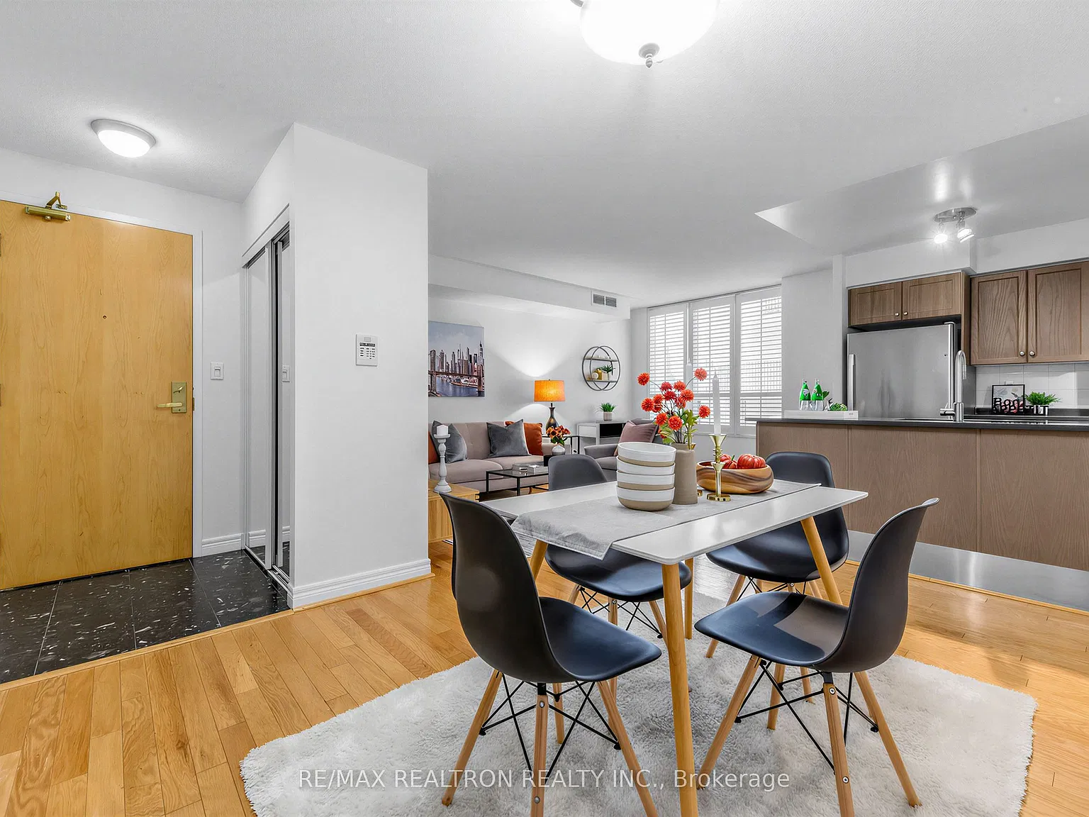 2 bed, $3,000 — Photo 3