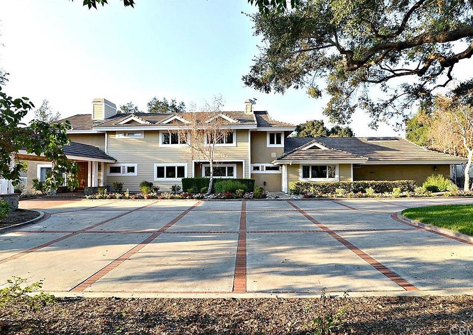 1st image of 2808 N Monte Verde Dr