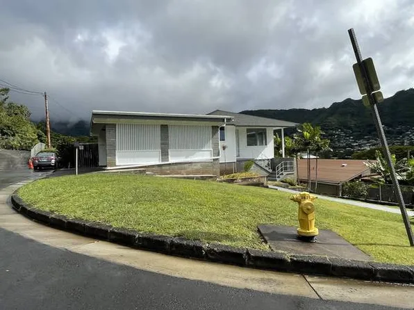 1924 Puu Nanea Pl, Honolulu, HI 96822