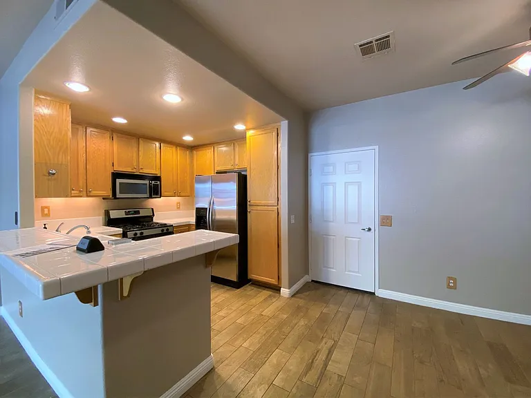4006 Craven Rd #7 — Photo 6