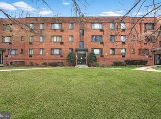 4731 1st St SW APT 303, Washington, DC 20032