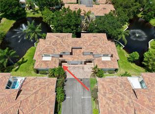 568 7th Sq APT 101, Vero Beach, FL 32962