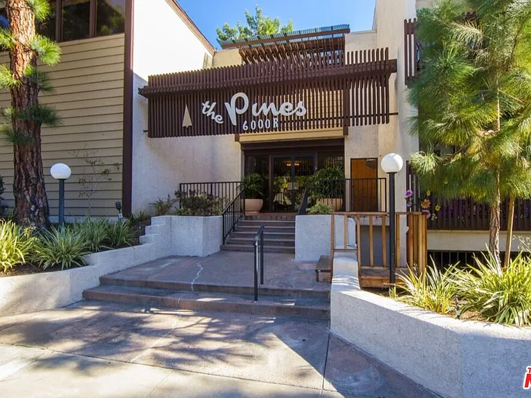 6000 Canterbury Dr #6000D212 — Photo 22