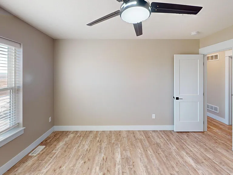 Element 30 Townhomes — Photo 10