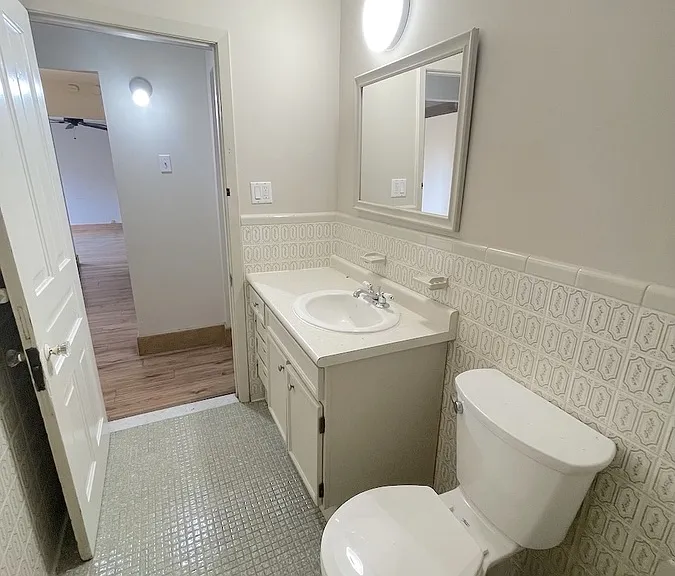 742 Victoria Ave #UPPER — Photo 23