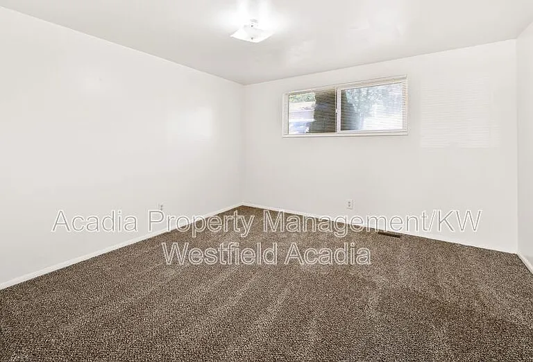 255 E 500 N #255 — Photo 14