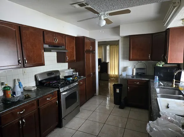 5101 Bellefontaine Dr, Arlington, TX 76017