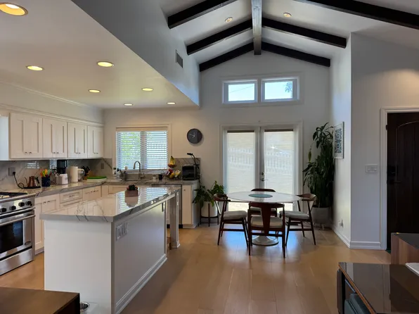 1740 Mathews Ave, Manhattan Beach, CA 90266