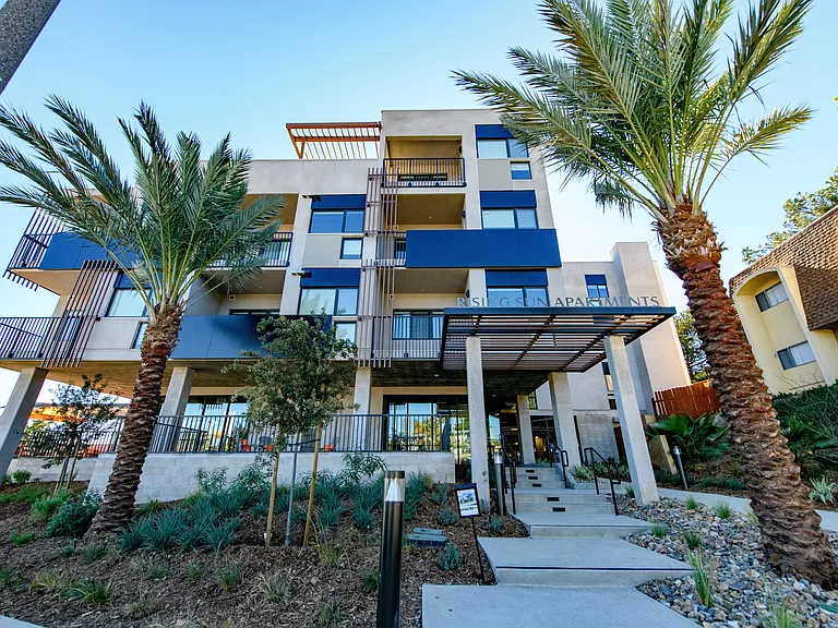 Rising Sun Apartments — Photo 75