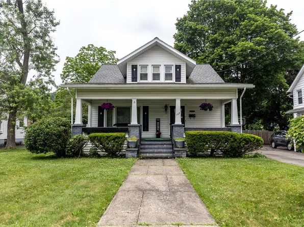 109 Oakwood Ave, Elmira Heights, NY 14903