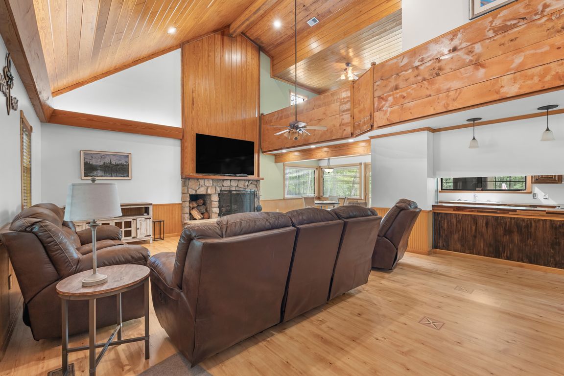 next background image