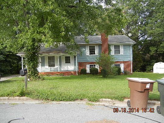 1st image of 4 Rehobeth Ct