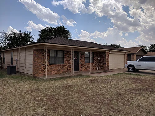 6511 22nd Pl Photo 1