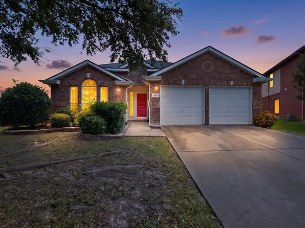101 Wandering Dr, Forney, TX 75126