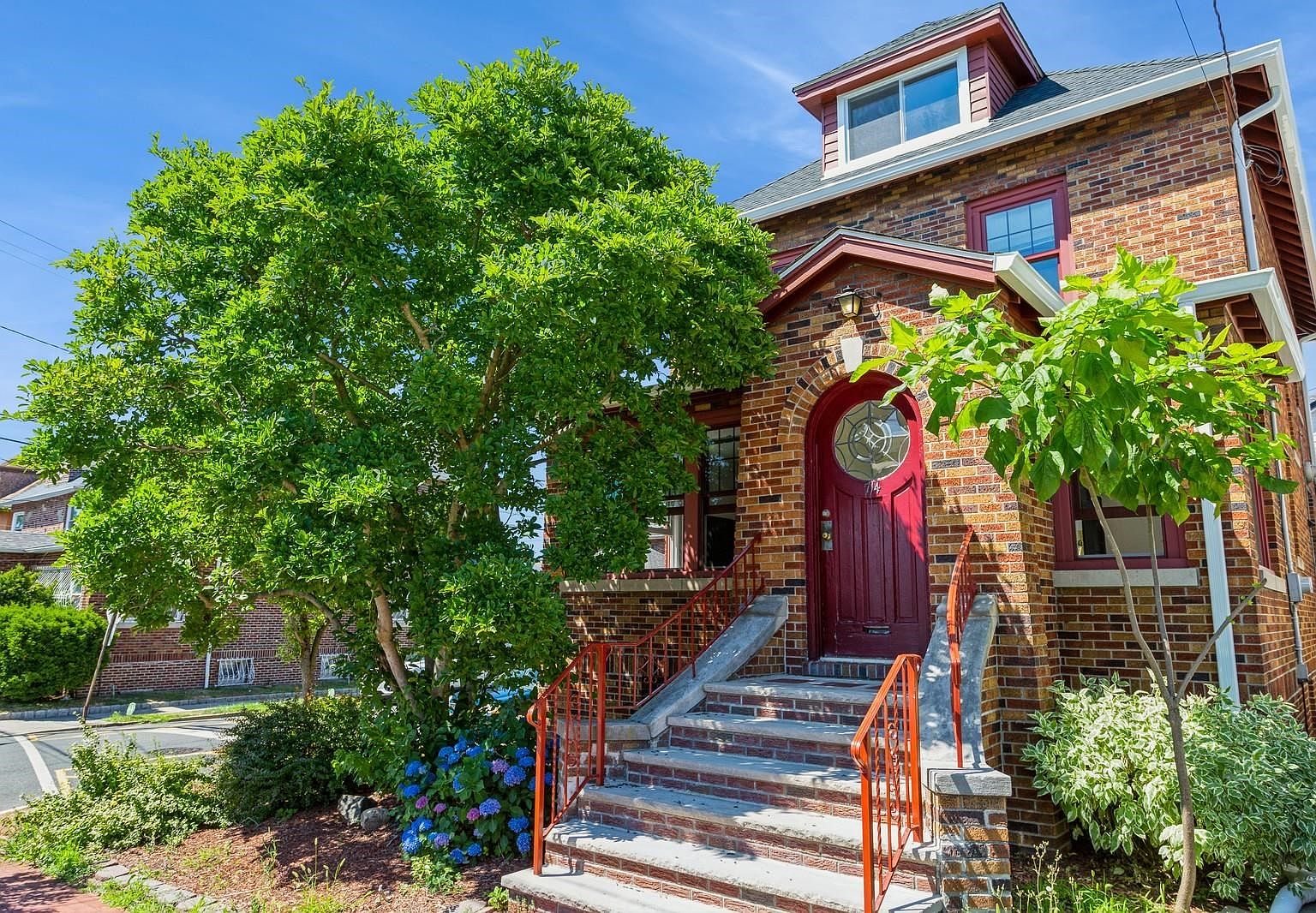 714 80th St, North Bergen, NJ 07047 | Zillow