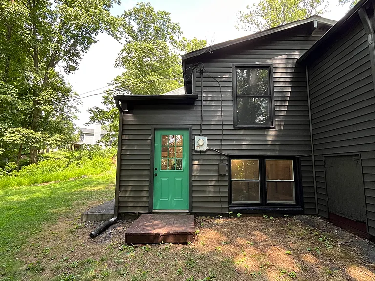 2478 High Top Rd — Photo 4