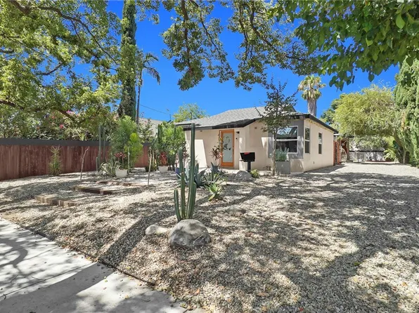 261 N Oak Ave, Pasadena, CA 91107