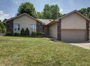 4346 W Sandy St, Battlefield, MO 65619