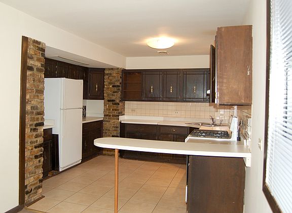 4th image of 1003 Hinman Ave #G