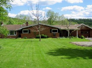 860 Lowber Rd, Irwin, PA 15642