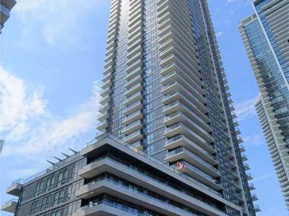 2220 Lake Shore Blvd W, Toronto, ON
