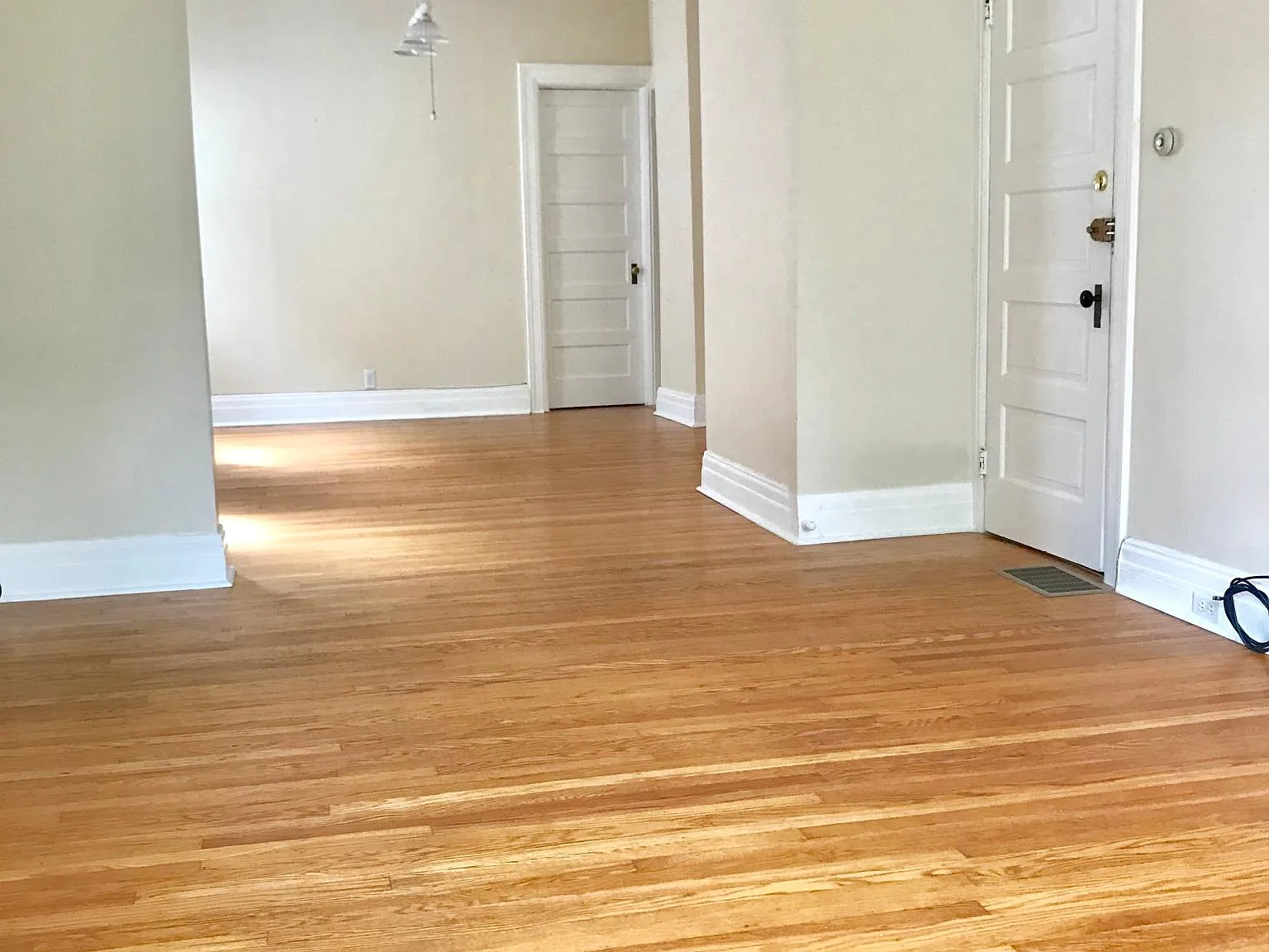 184 Saint James Pl — Photo 4